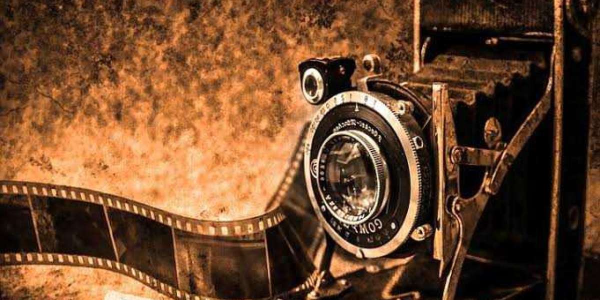 Through the Lens of Time: Capturing the Evolution of Photography