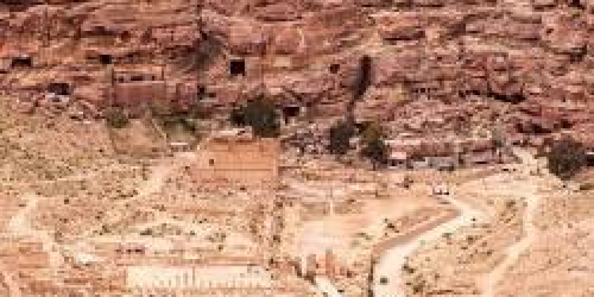 Unearthing the Lost City of Petra: A Journey Through Ancient Arabia